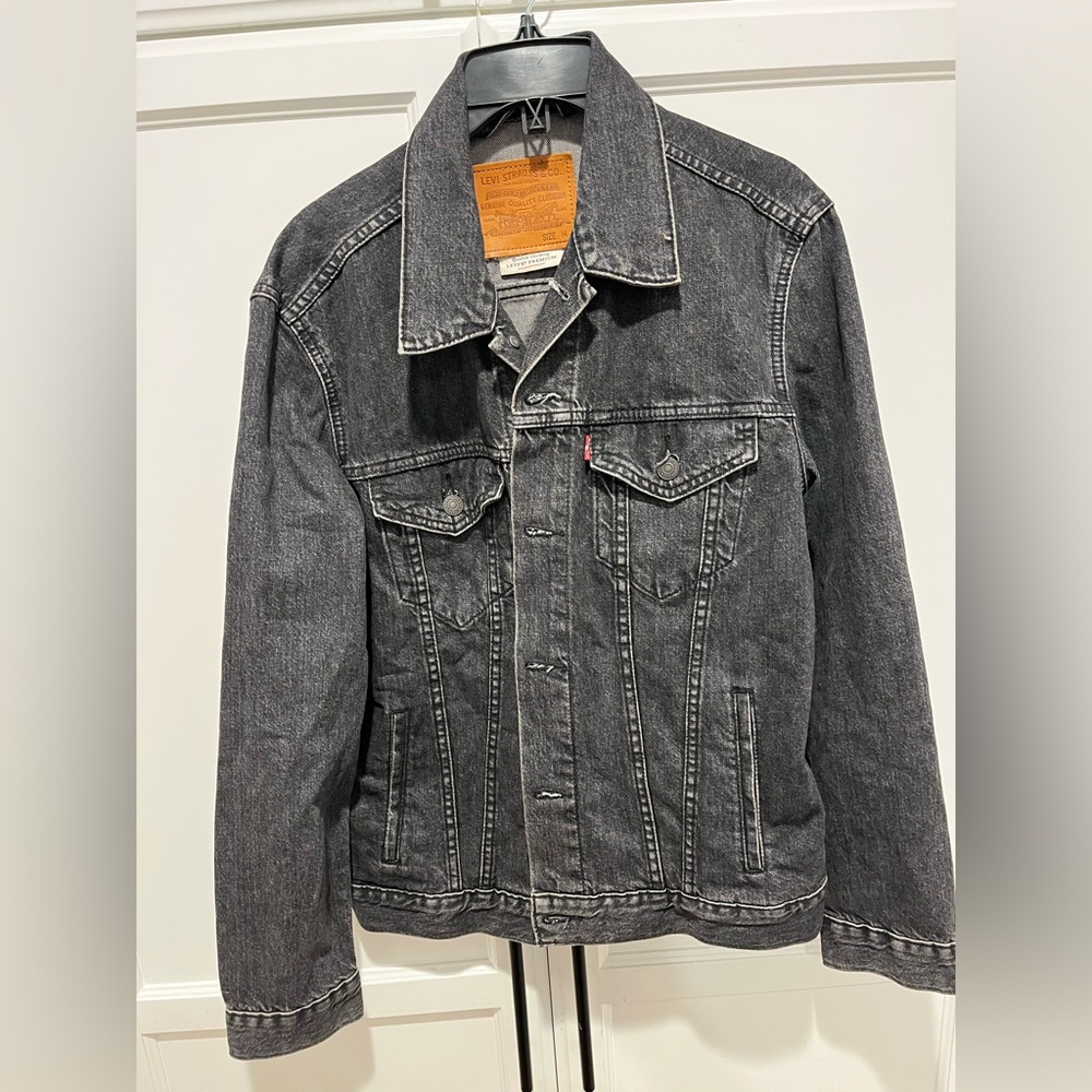 Levi Black Grey Jean Jacket Size M